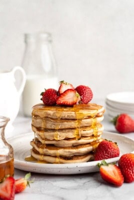 Gluten-Free Vegan Strawberry Pancakes Gluten-Free Vegan Strawberry Pancakes