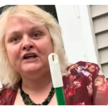 ‘She’s Been Waiting to Do This’: White Woman Gets Way Too Comfortable Mocking a Black Woman — Then One Response Flips the Script and Turns Her Into an Instant Punchline