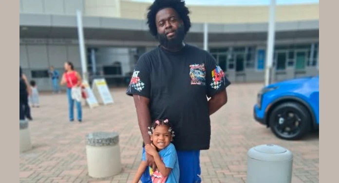‘They’re Trying to Hide That’: Fiancée of Fourth USPS Worker Who Died at Georgia Facility Says Fifth Worker Had to be Rushed to Hospital ‘They’re Trying to Hide That’: Fiancée of Fourth USPS Worker Who Died at Georgia Facility Says Fifth Worker Had to be Rushed to Hospital