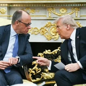 ‘Grab Whatever You Want’: Trump’s Meeting with World Leader Goes Off the Rails When He Invites Him to ‘Lewinsky Room’ and Makes Him Wild Offer