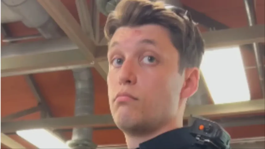 ‘He Was Asleep’: White Cop Confronts Black Man Resting at Bus Station for ‘Causing a Commotion’—But Travelers Rally Behind Him and Wipe the Smug Right Off the Officer’s Face ‘He Was Asleep’: White Cop Confronts Black Man Resting at Bus Station for ‘Causing a Commotion’—But Travelers Rally Behind Him and Wipe the Smug Right Off the Officer’s Face