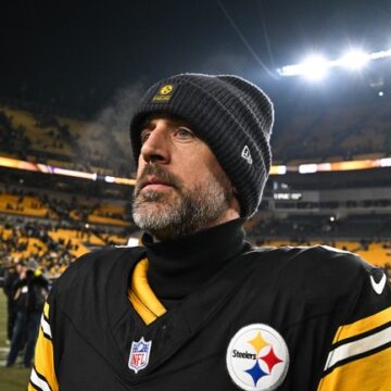 That Absolute Coward Tony Fauci: Aaron Rodgers Nukes the COVID Gnome From Orbit
