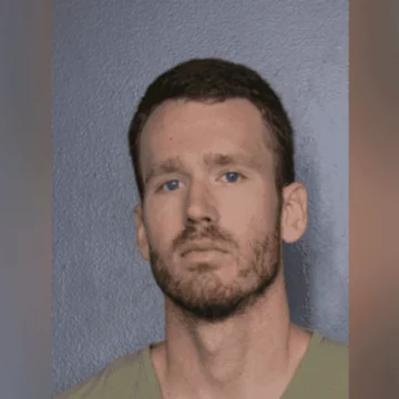 Florida Cop Took Dead Man’s Home, Then Demanded Money When Family Came Collecting, Police Say Florida Cop Took Dead Man’s Home, Then Demanded Money When Family Came Collecting, Police Say