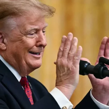 ‘What?!’: Trump Cautions Hispanic Guests About a Dangerous Fall at His Ballroom Site — Then Makes a Jaw-Dropping Claim About Who Could Survive ‘What?!’: Trump Cautions Hispanic Guests About a Dangerous Fall at His Ballroom Site — Then Makes a Jaw-Dropping Claim About Who Could Survive